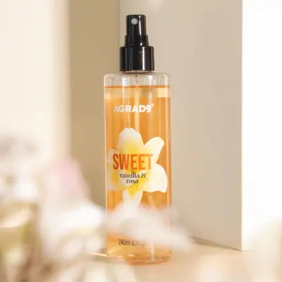 Spray de corp SWEET, aroma de Vanilie si Trandafir 240ml